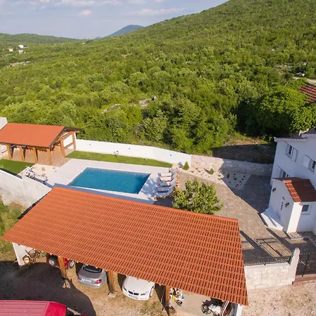 Holiday home Awesome In Slivno With Outdoor Swimming Pool Grepe